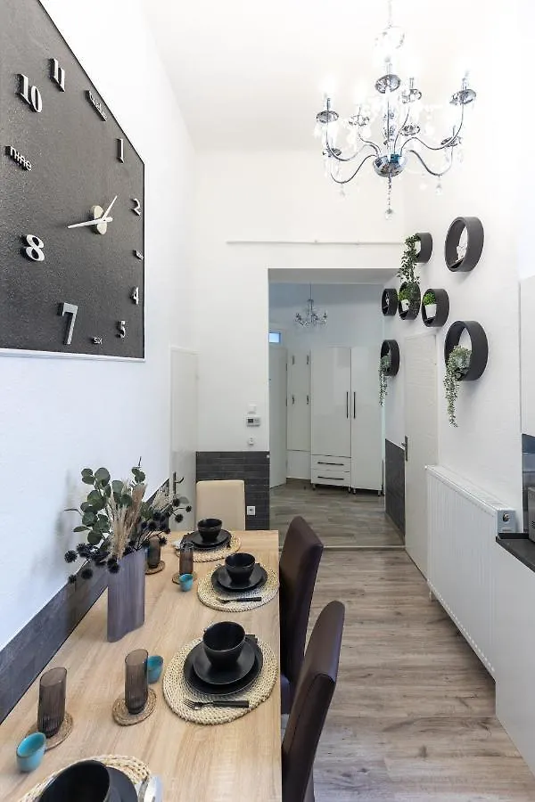 Urban Oasis Apartment ブダペスト