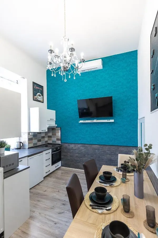Urban Oasis Apartment Budapest